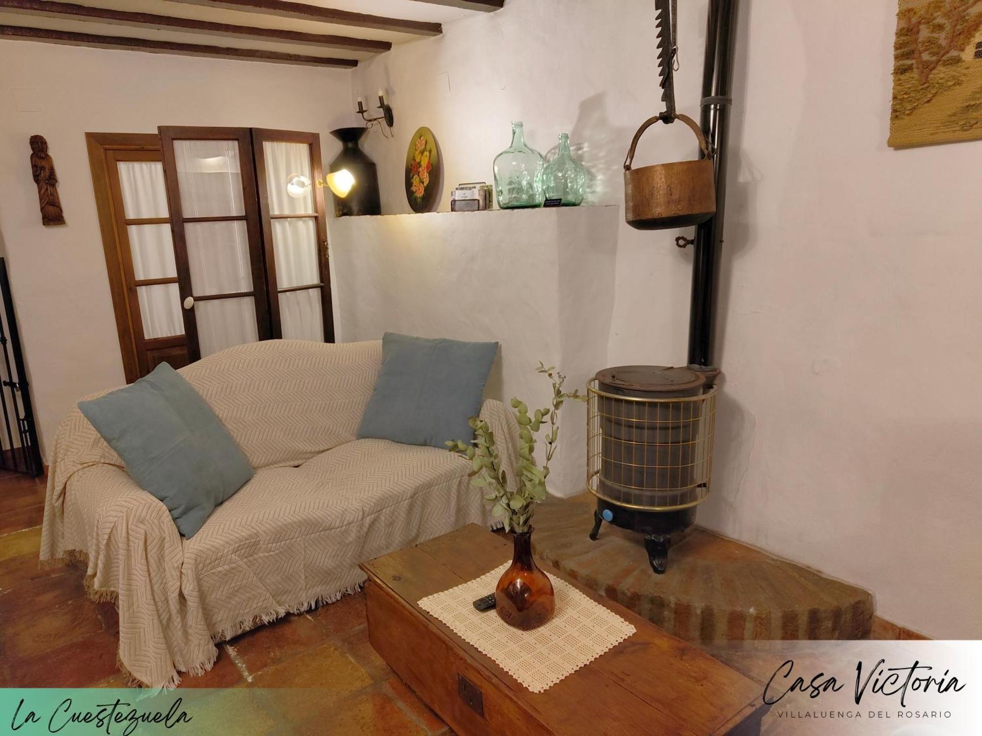 Hostal Conjunto Rural Casa Victoria Villaluenga Del Rosario Exterior foto